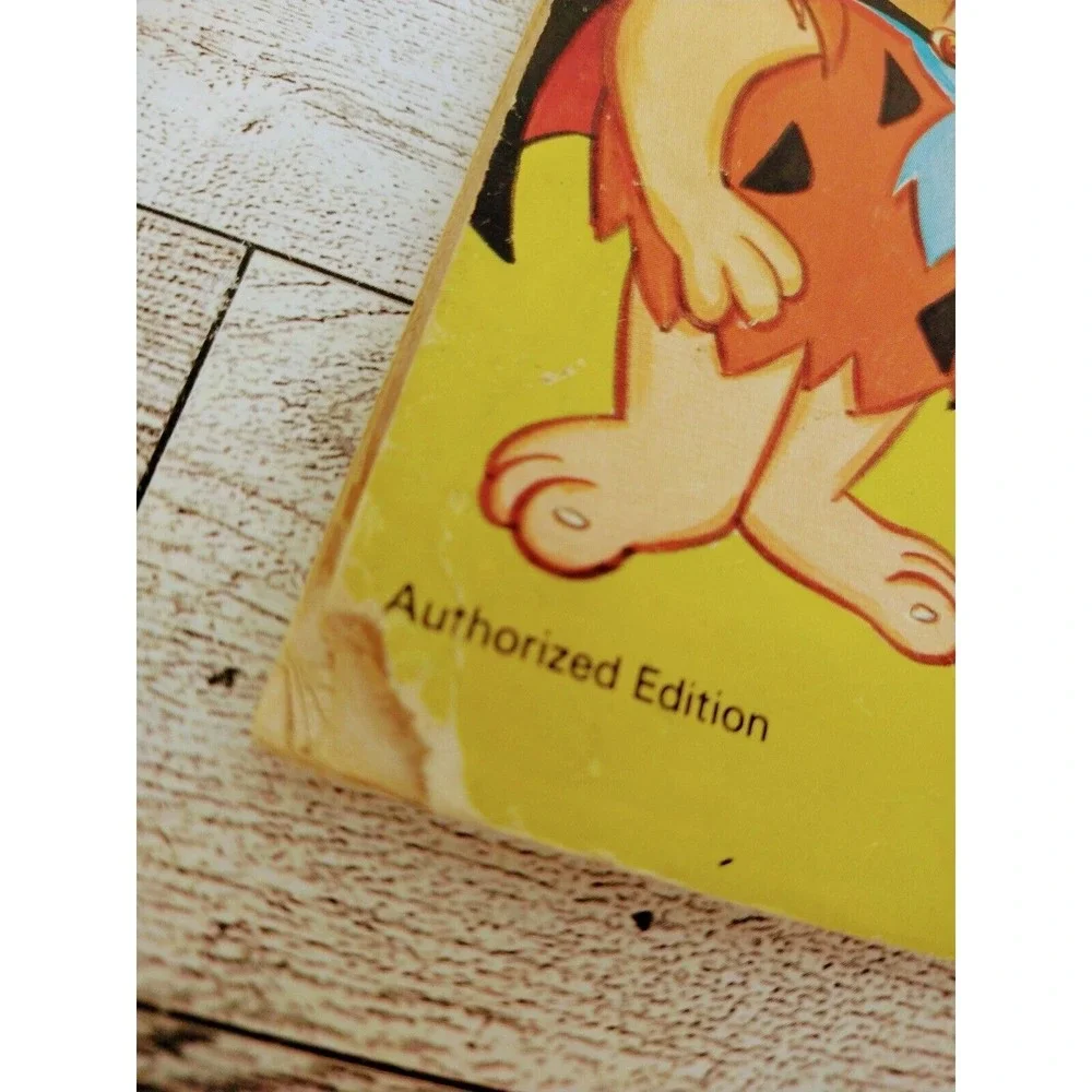 Fred‎ Flintstone Snallygaster Show 1972 Paperback Horace J Elias retro cartoon
